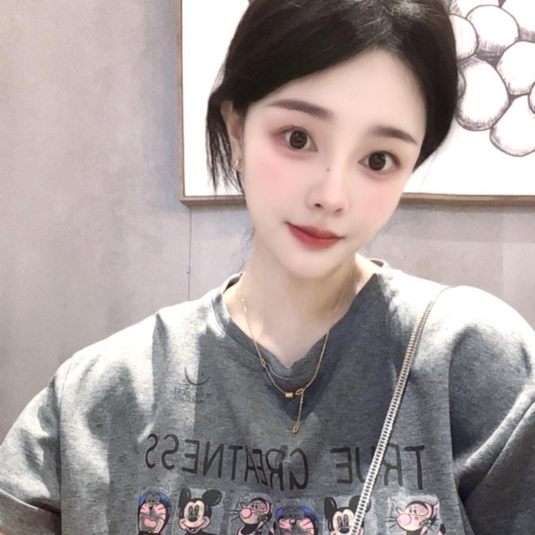 🧸•‿•✌︎🍊三岁吖
