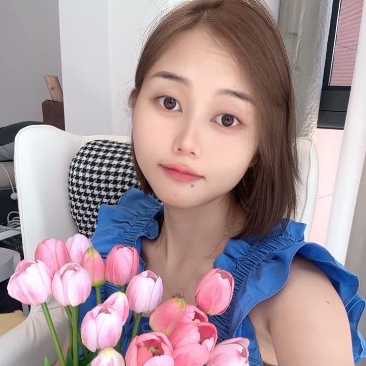 小婷耶🤦🏻‍♀️
