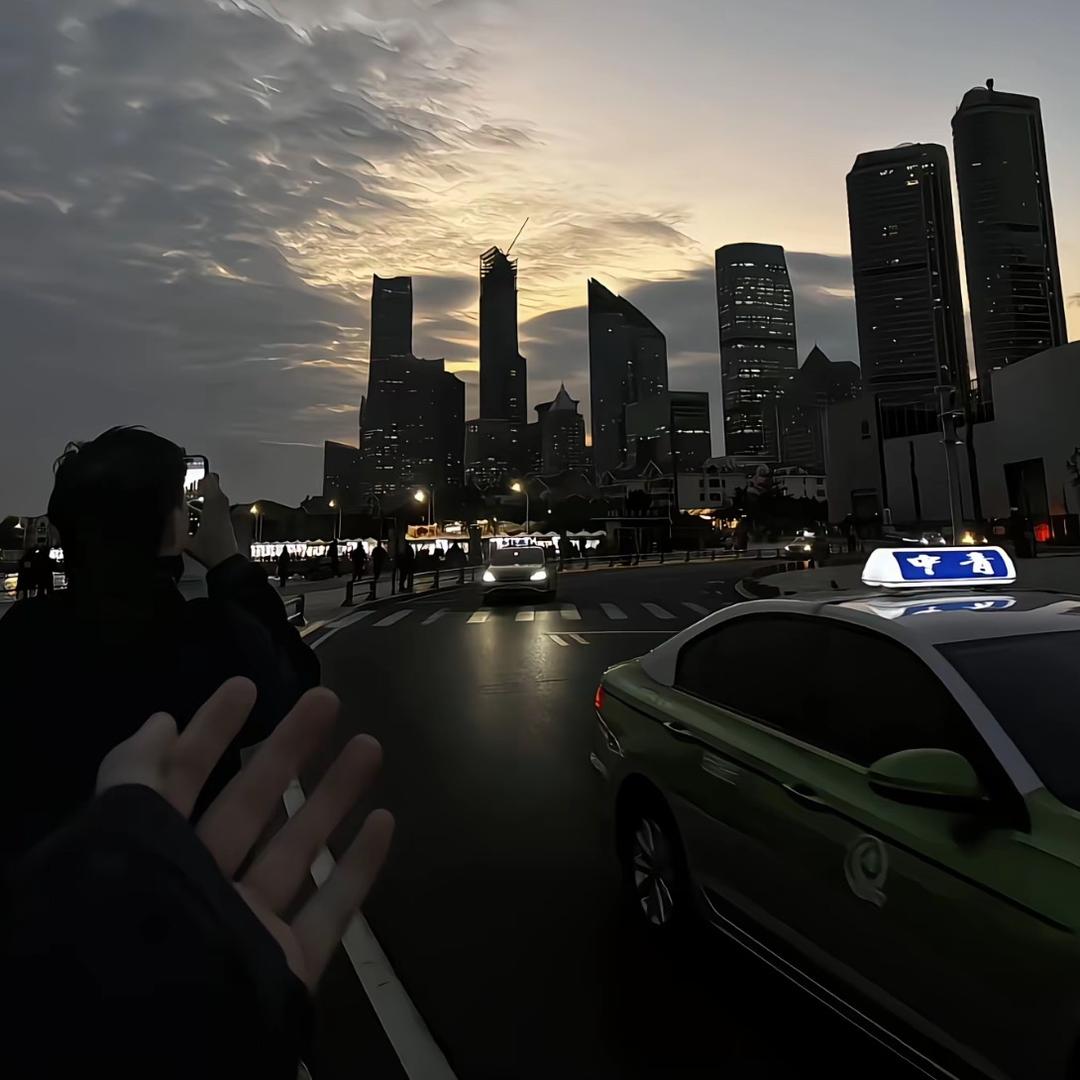 @雨的故事会（尊师小疯子）