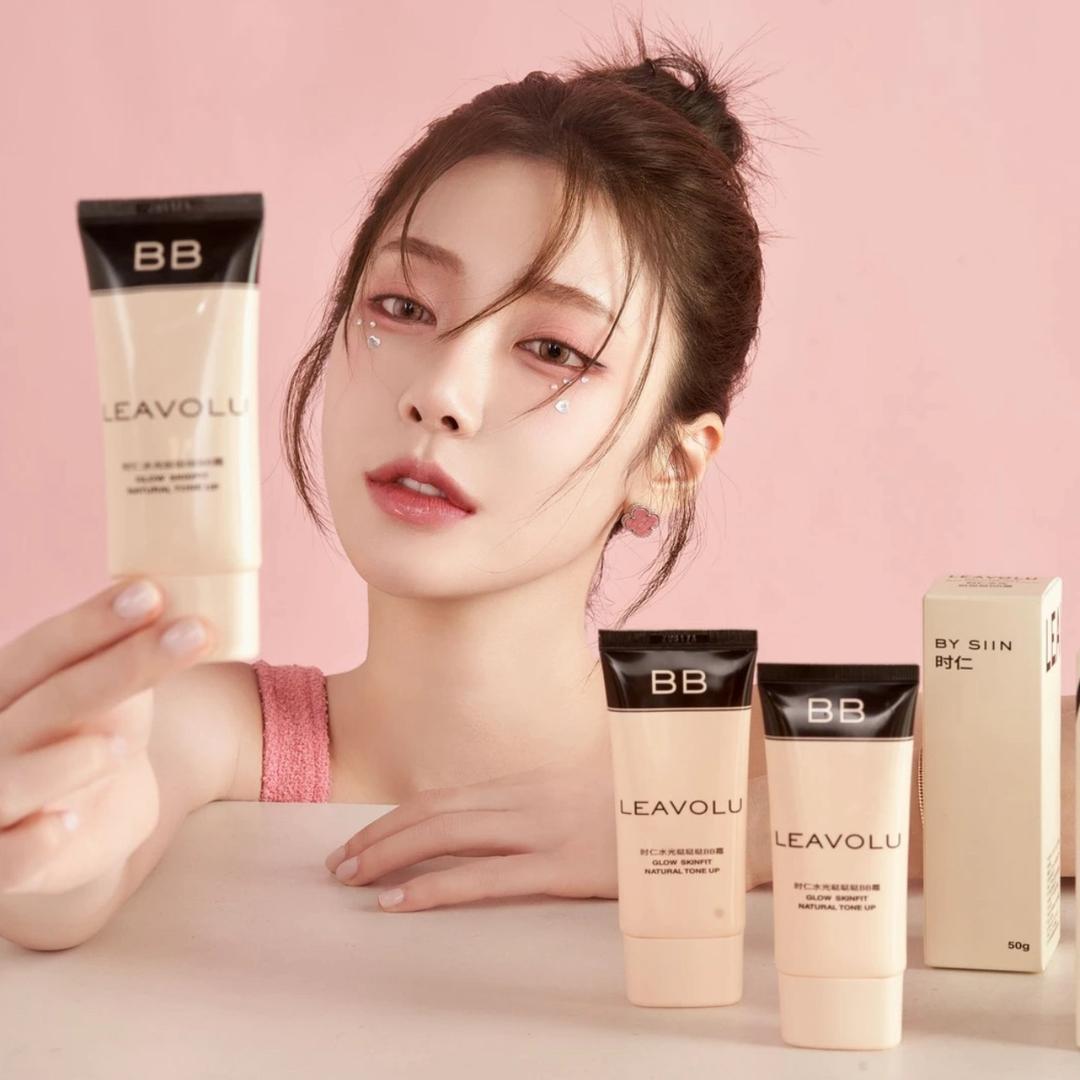 李时仁欧尼美妆店