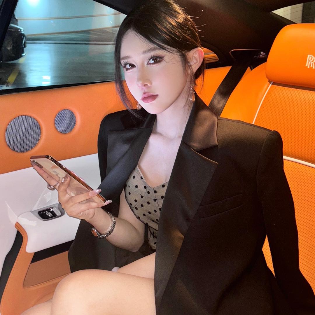 L嘉欣
