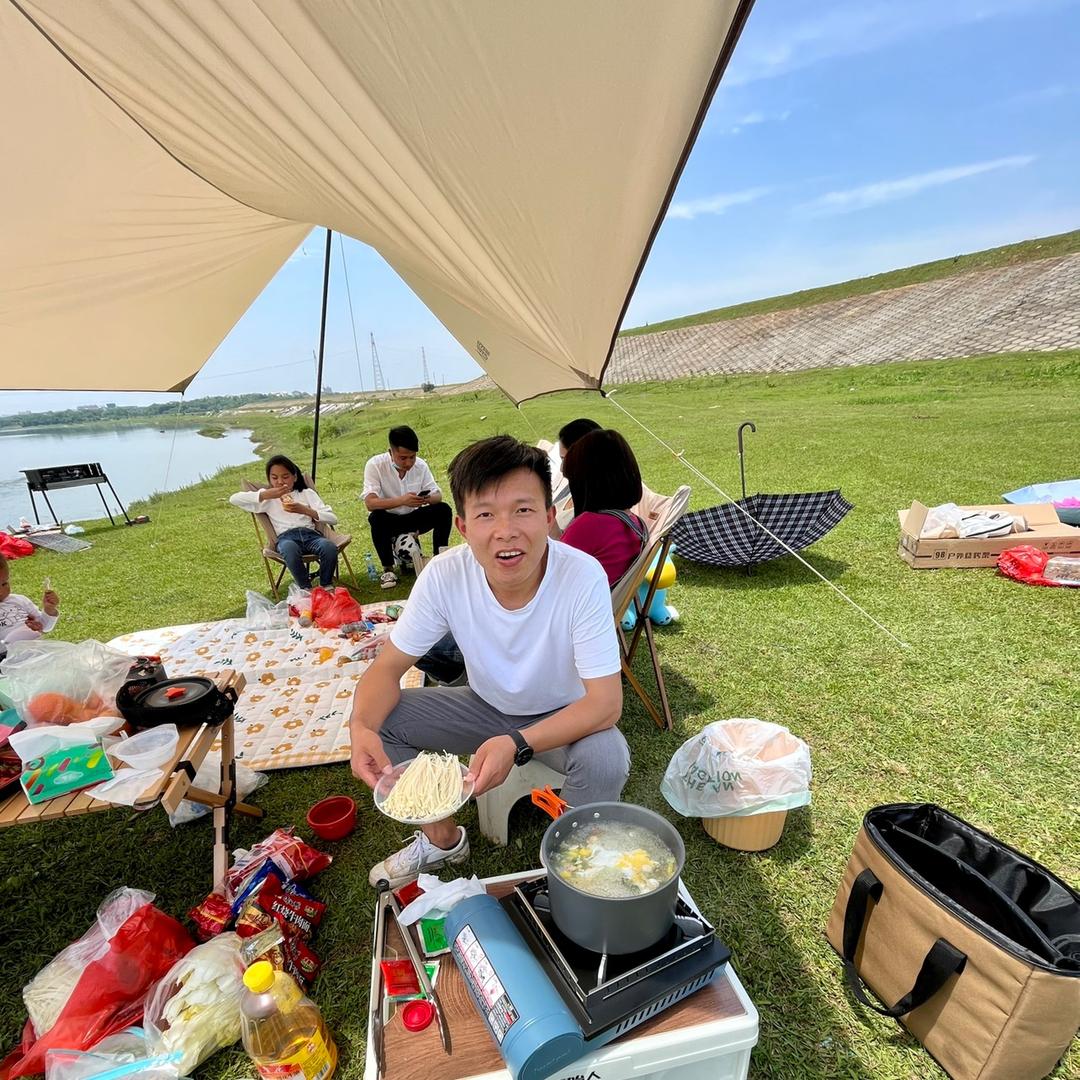 畅玩BBQ创始人-老喻