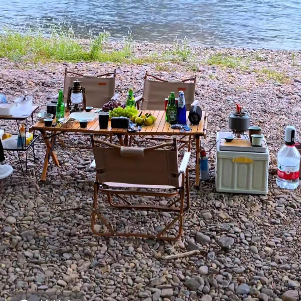 宇辉文化传媒新璐