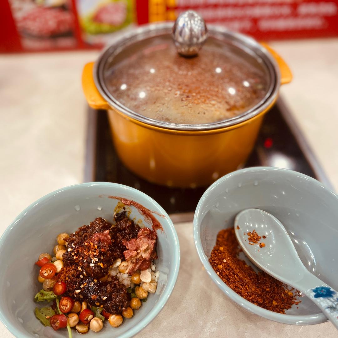 蝴蝶自来