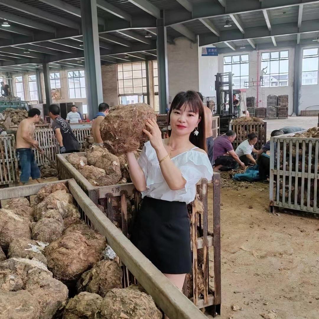国苓三姐妹