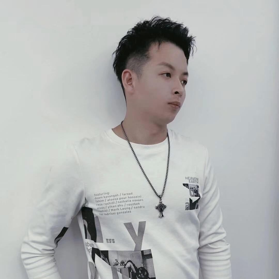 桂林减龄发型设计-阿文(再续前缘)