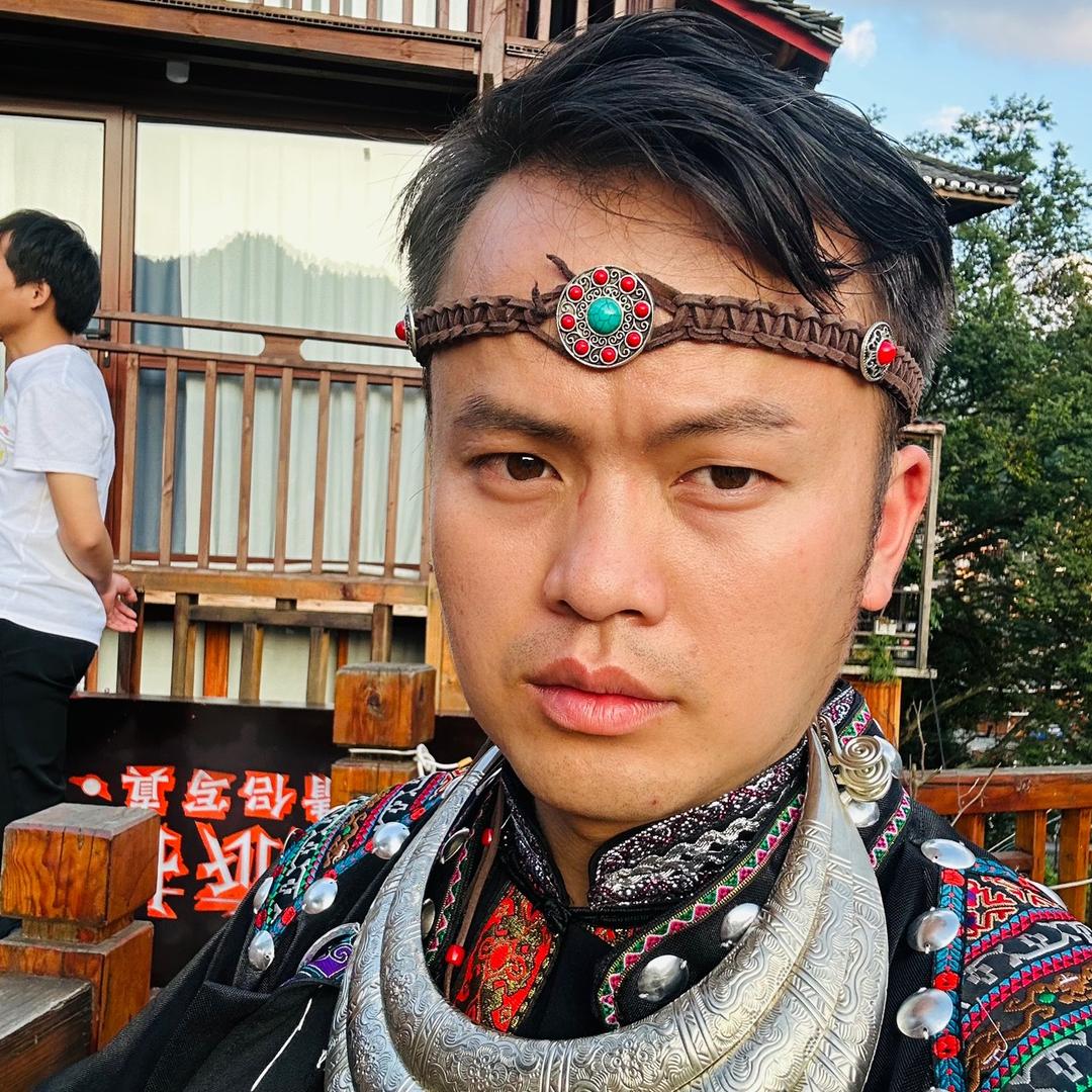 苗族小宇