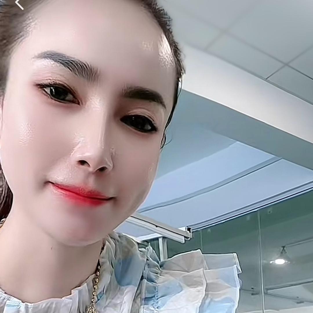 Nguyệt 68 Mỹ phẩm
