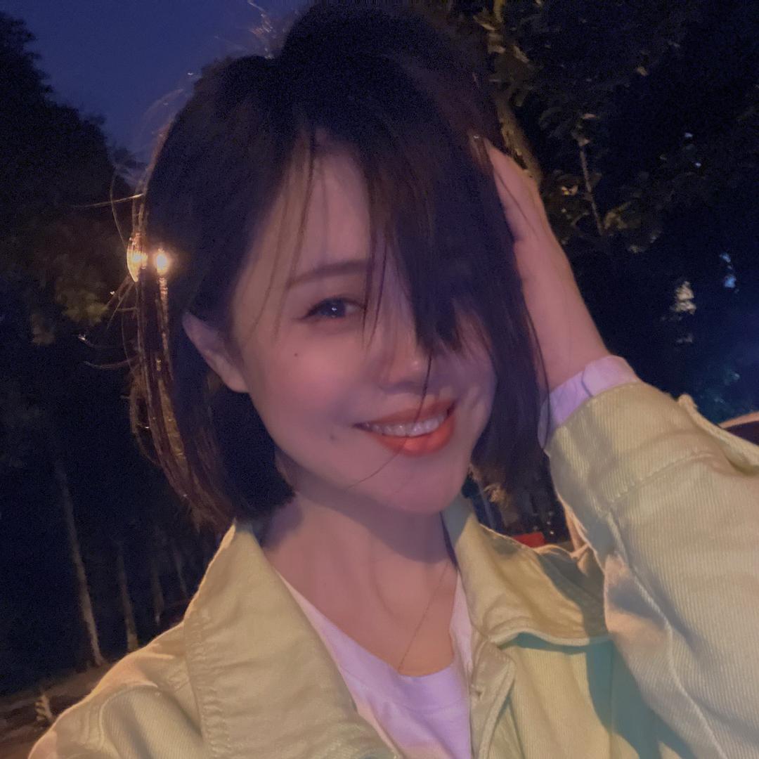 卢冰妮儿nini