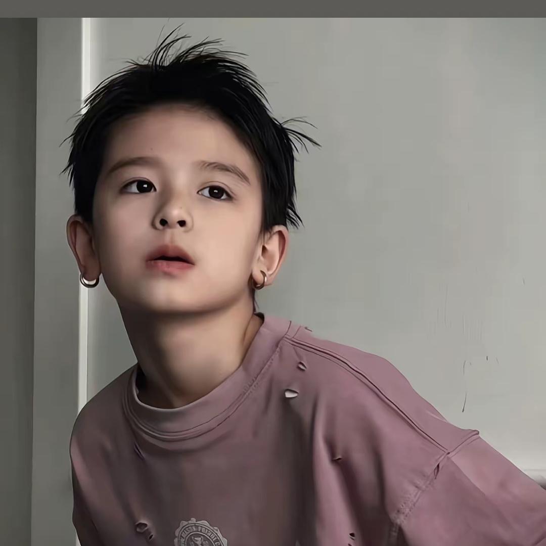 李关鸿