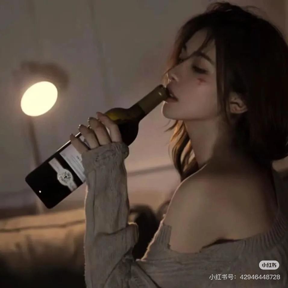 第七个月亮、