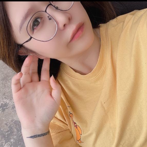 大脸猫🐱