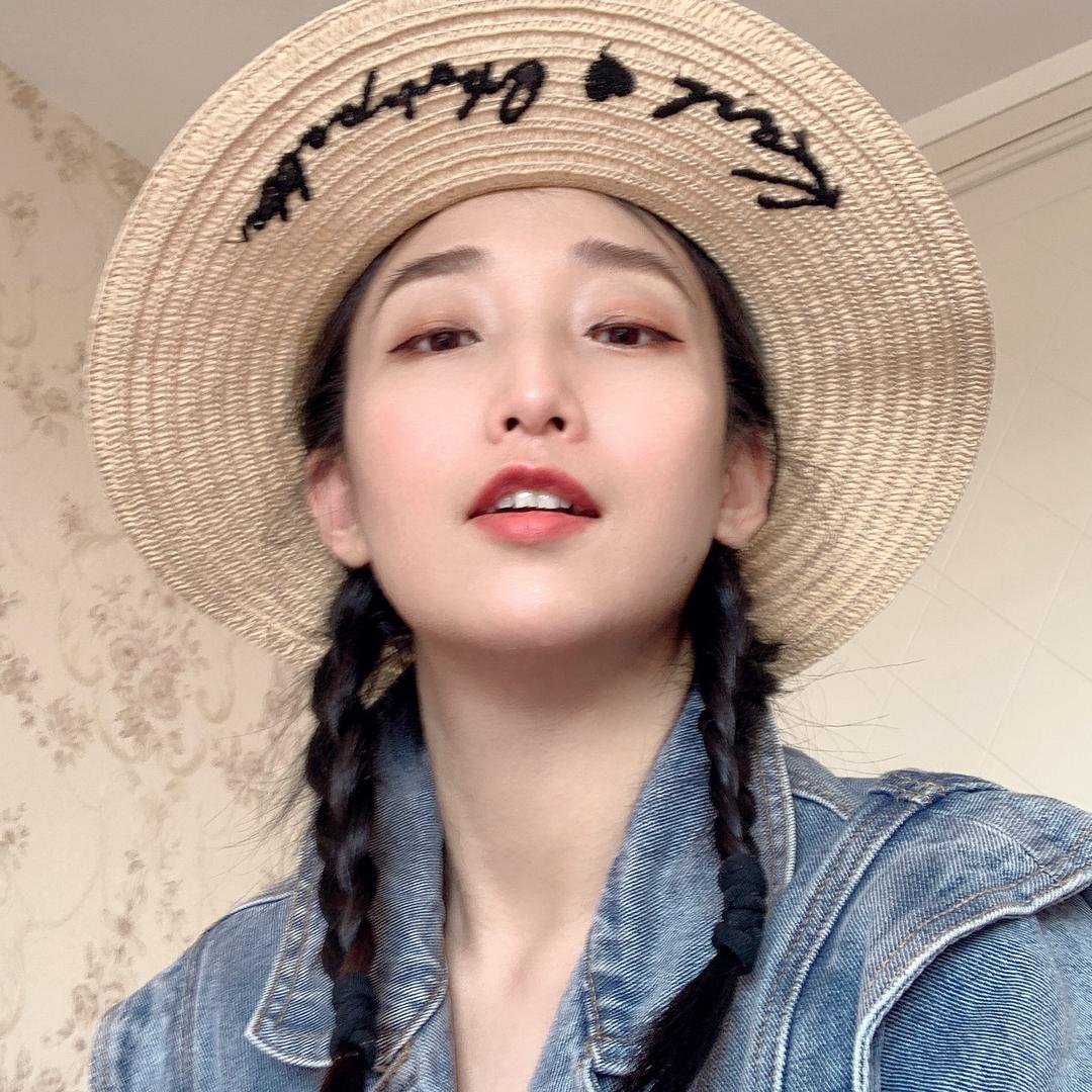王美忆的包