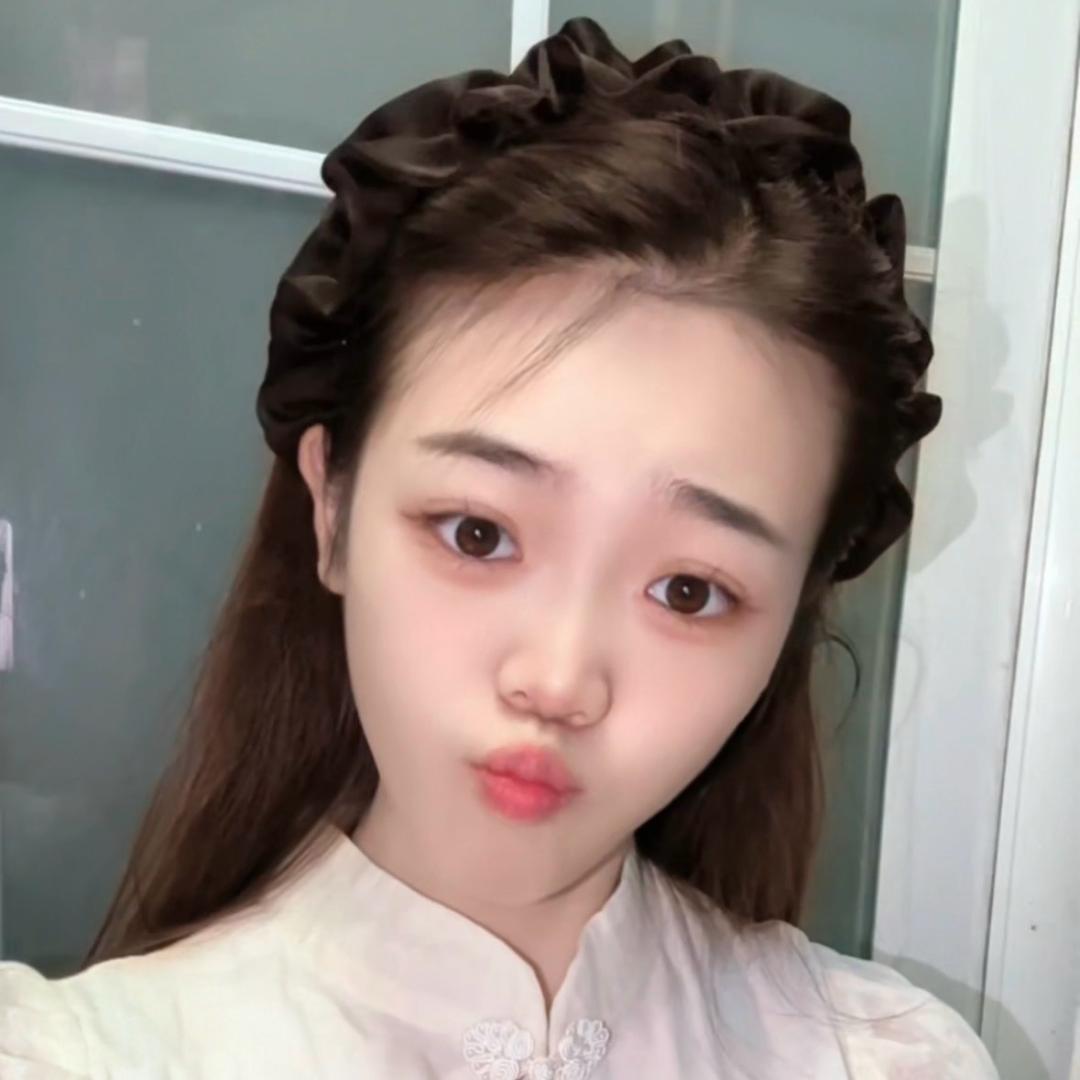 小 甜 心