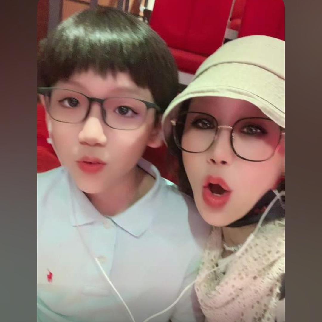 大眼睛小姐姐时尚观🧩