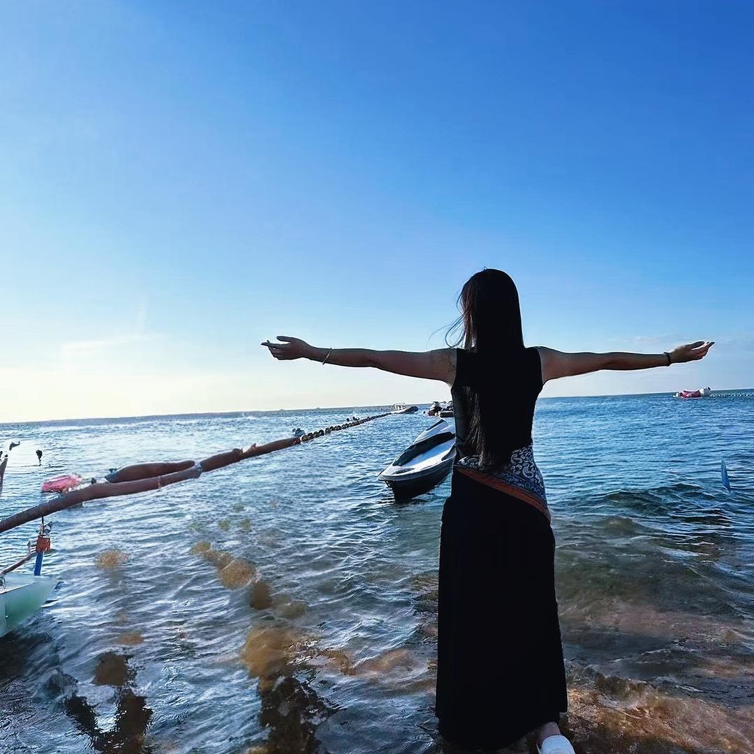 牙里庆嘉女装👗