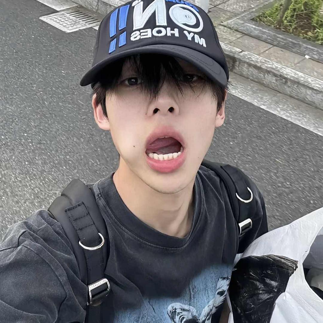 蟑紫0🦈