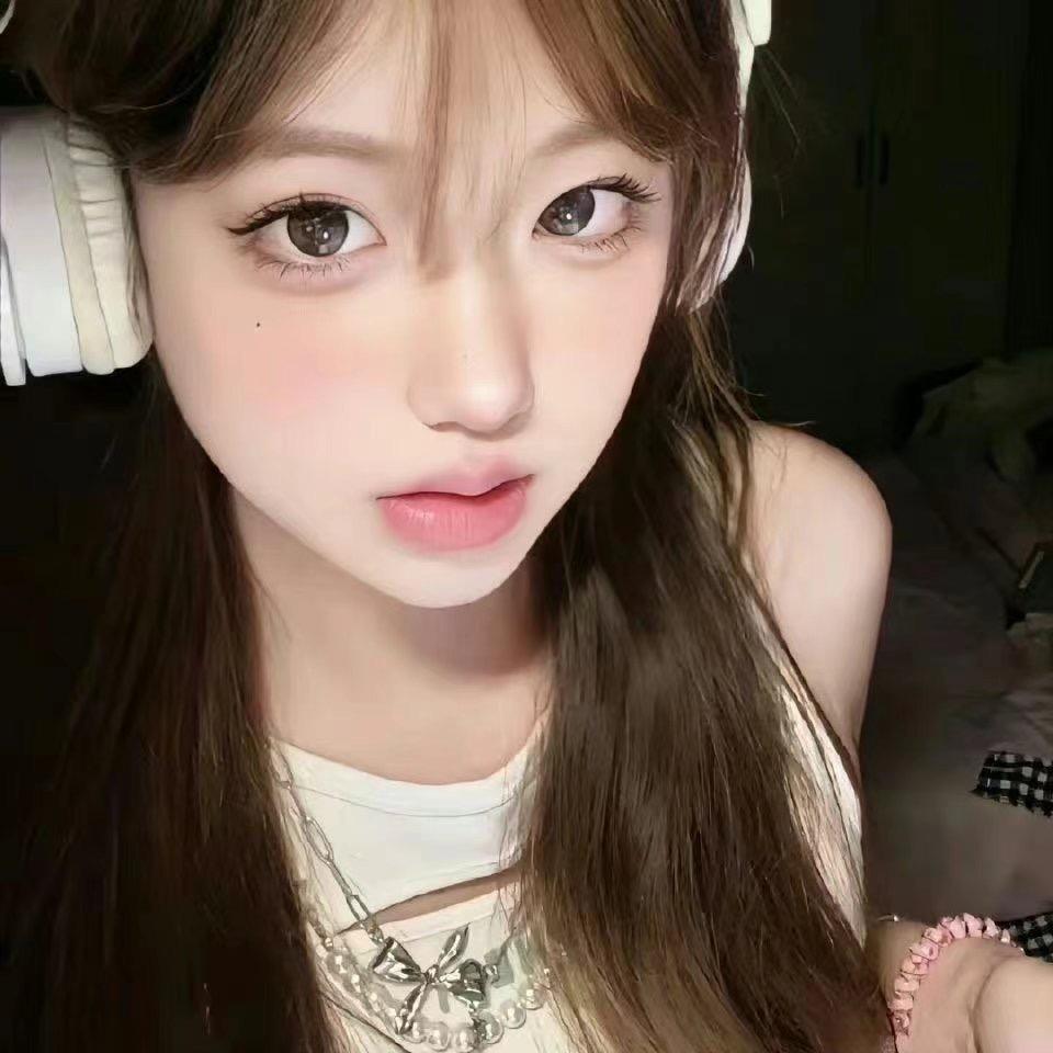 恩莉尓的裙摆