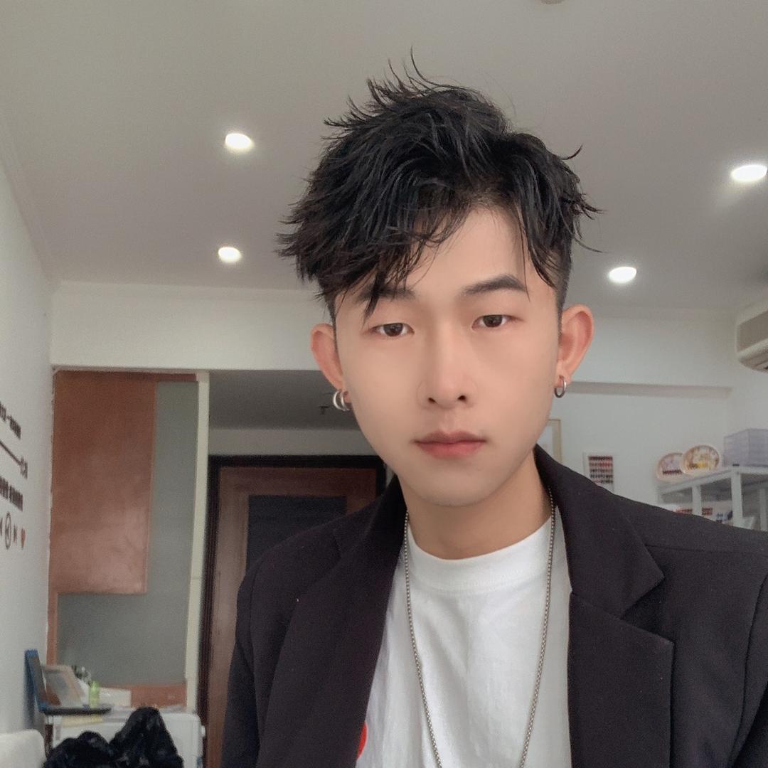陆亿