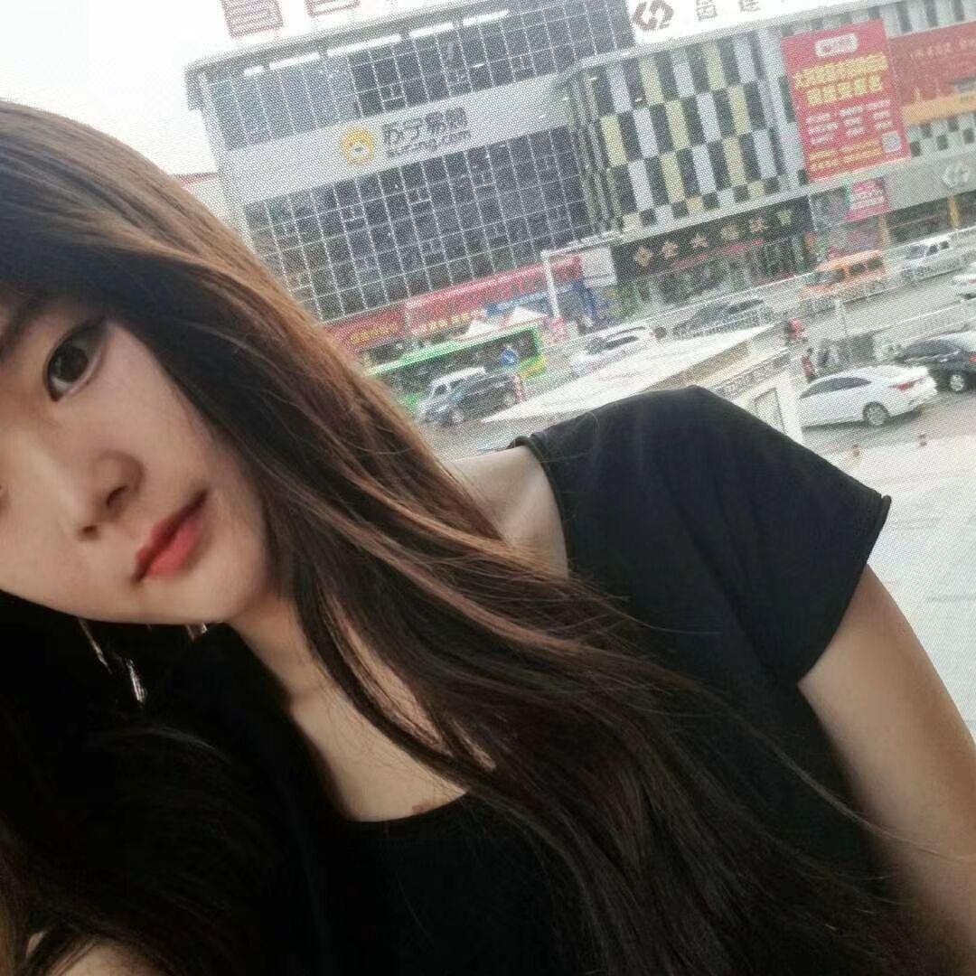 可爱萱