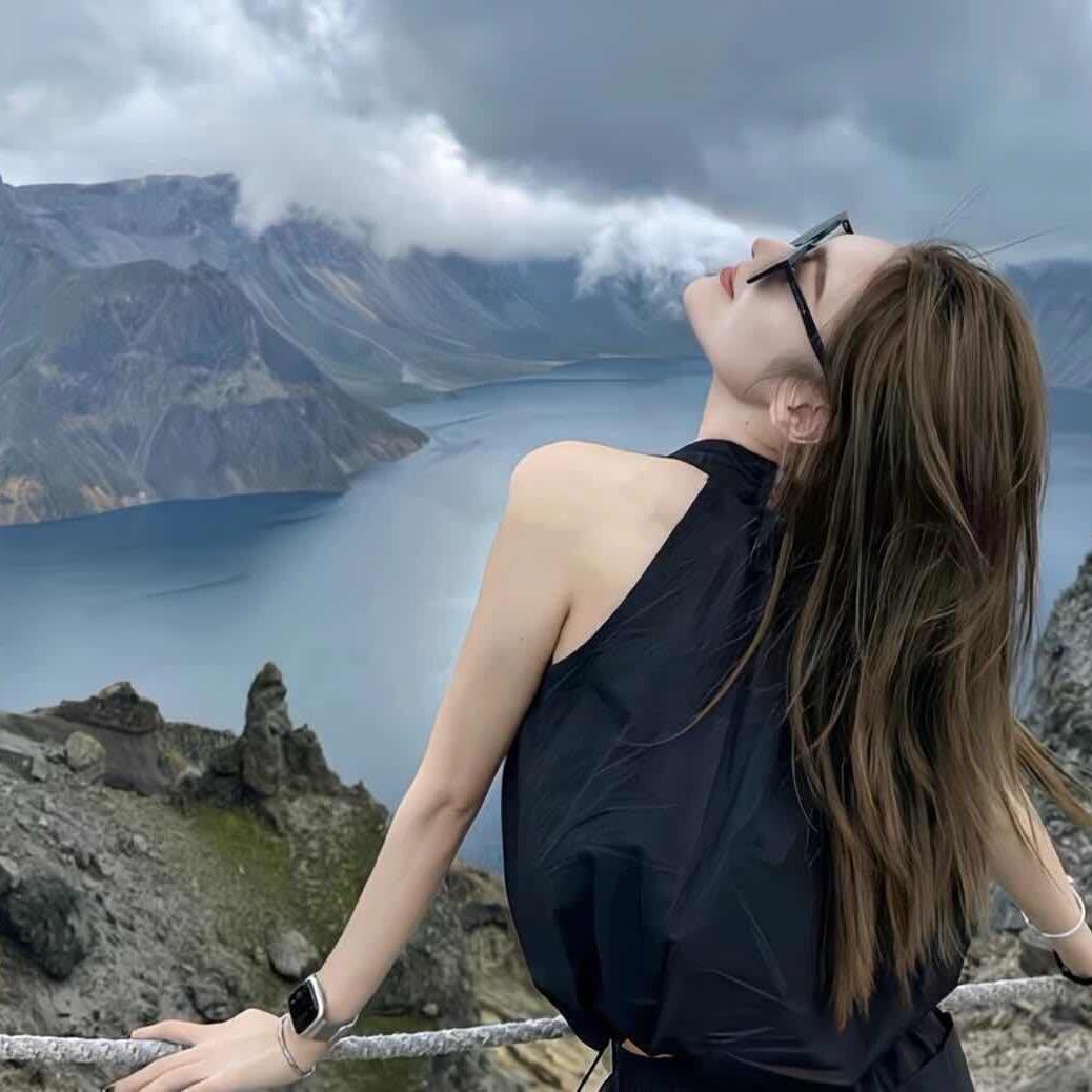 请少⁷一点.