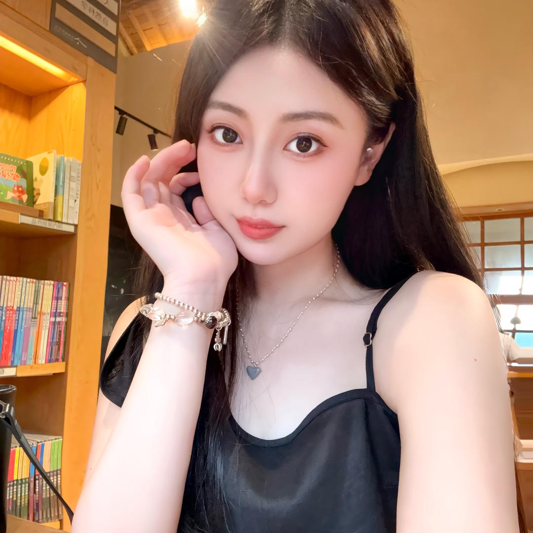 宋宋.
