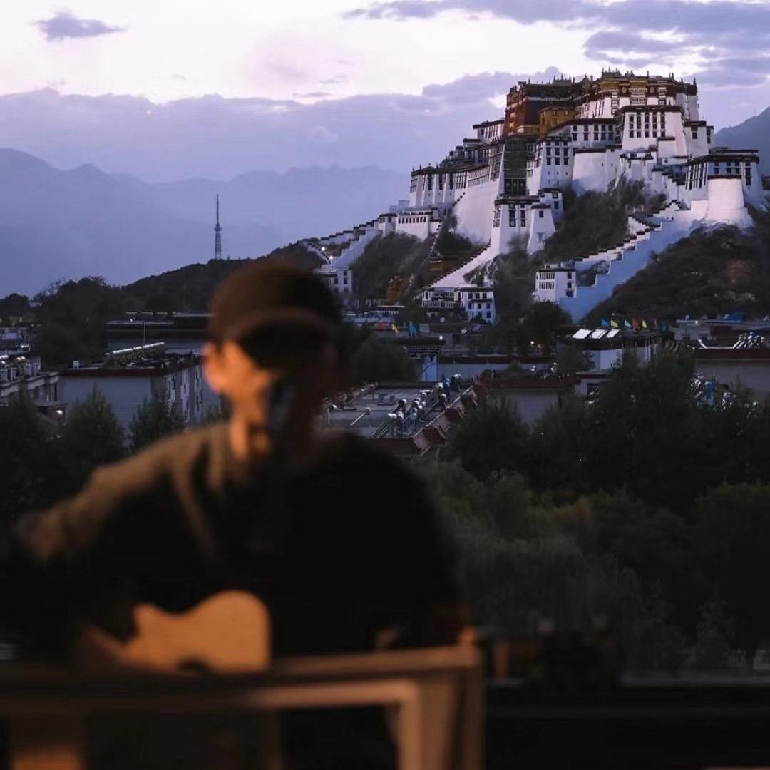 ✨⭐（从你的🌍路过）