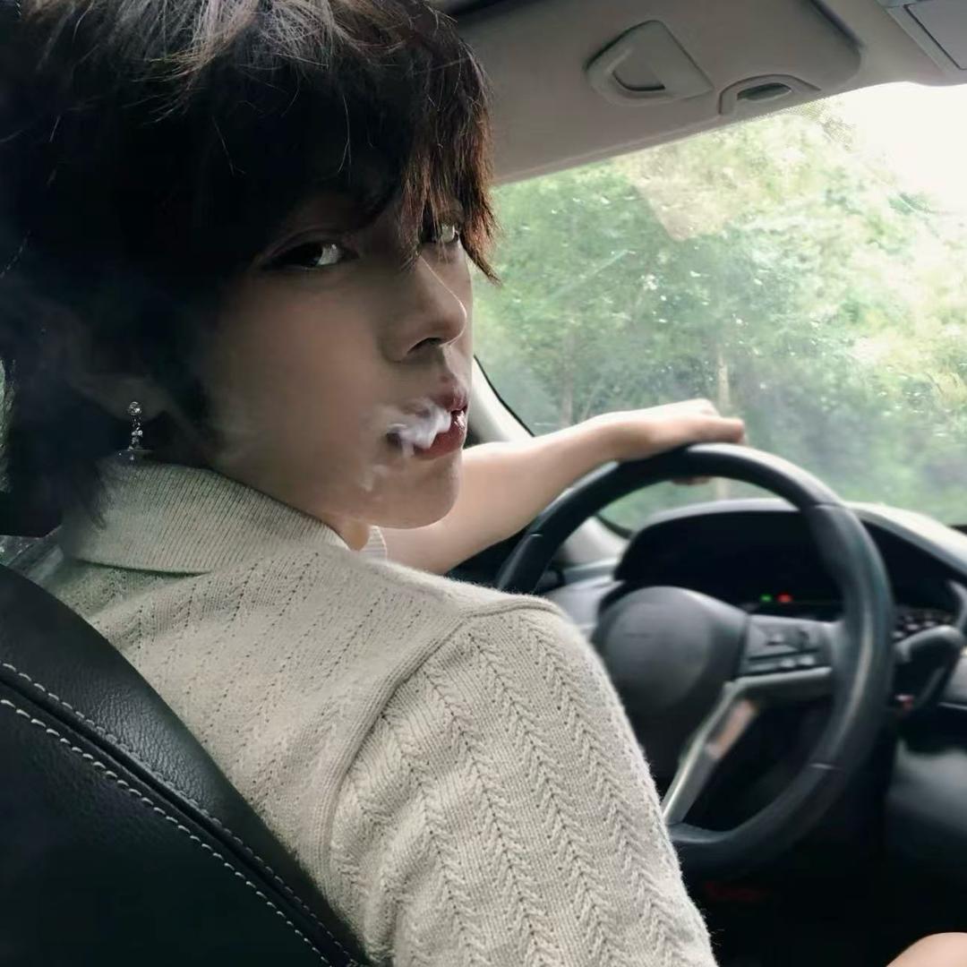 小柳.