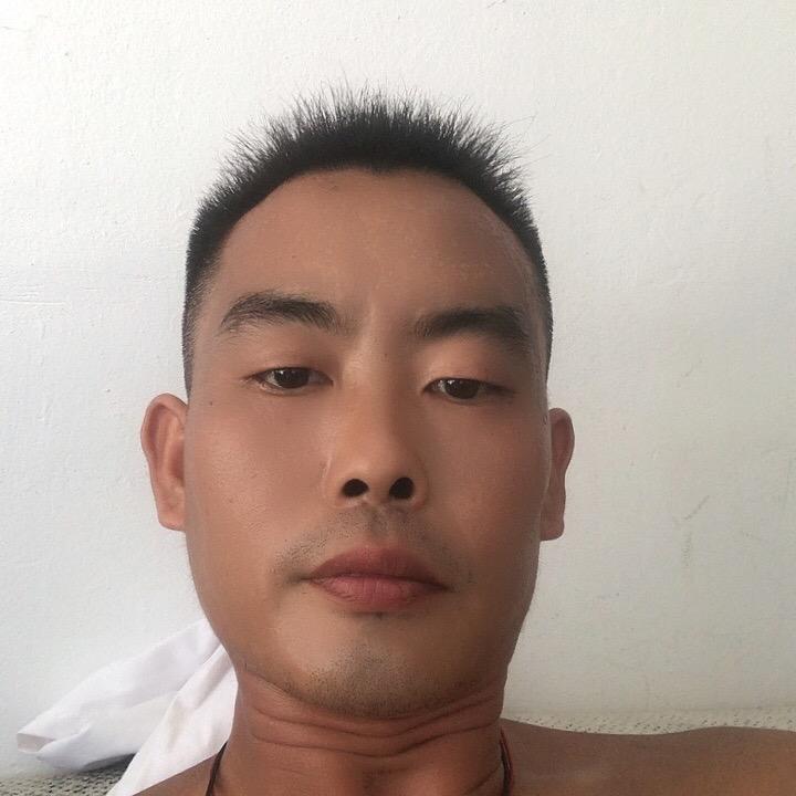 郭权权