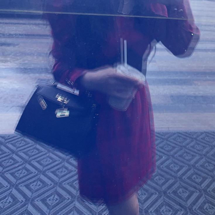 不发脾气  只发财 🤑