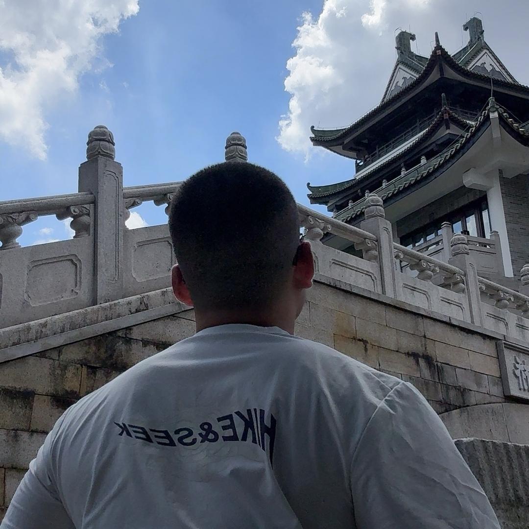 庭の助
