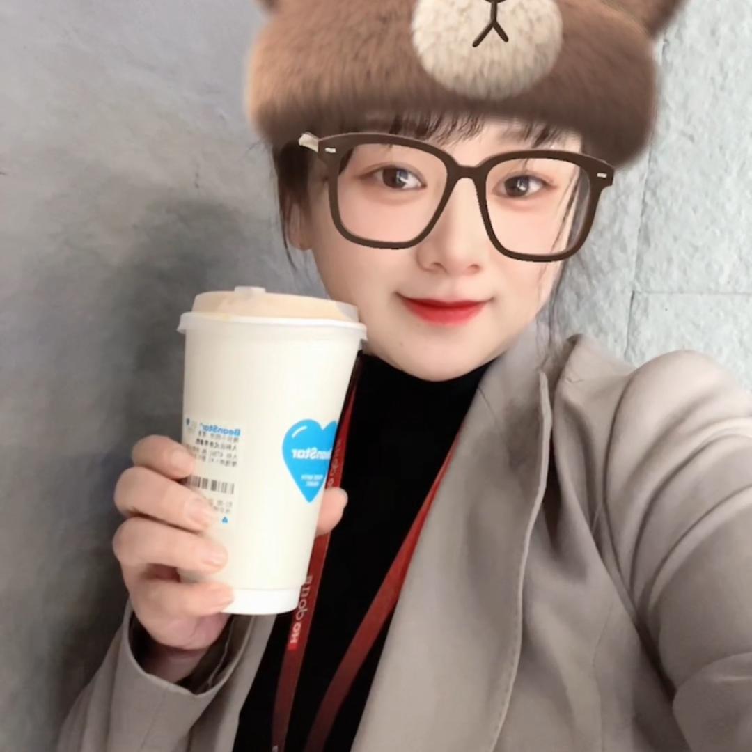 卖男装的小胡店长