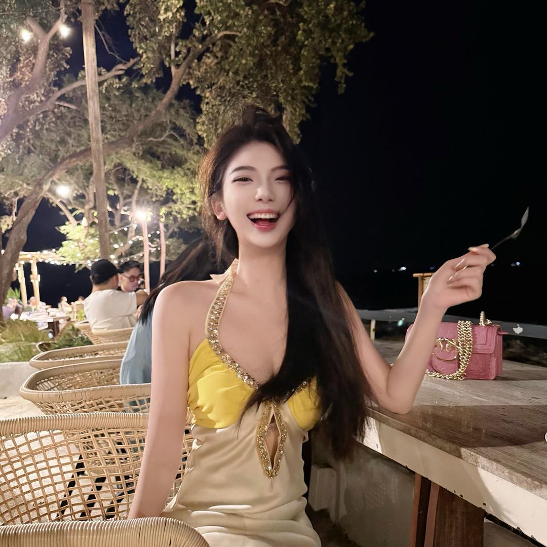犯困的倩倩