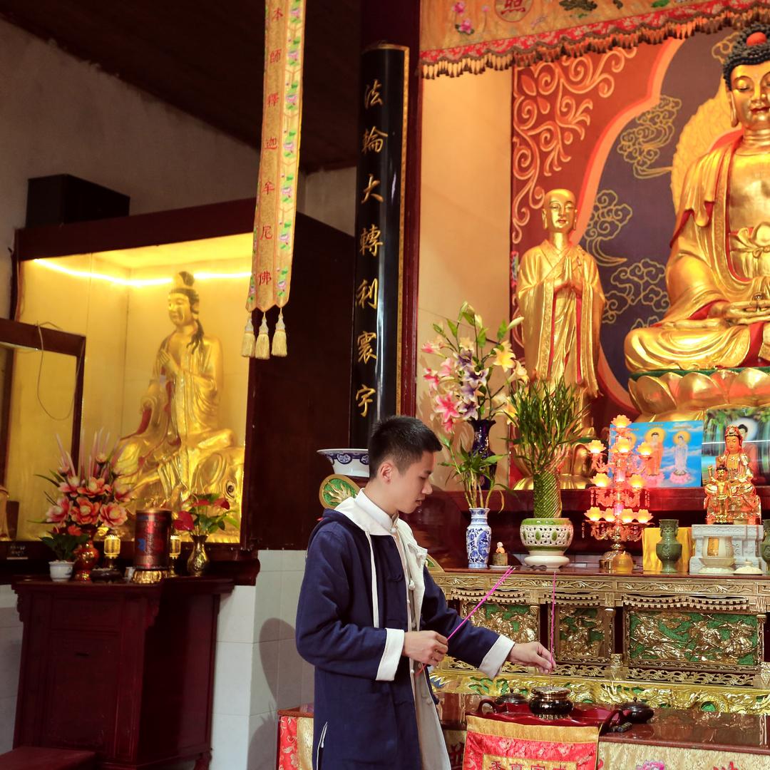 胜利师兄佩戴
