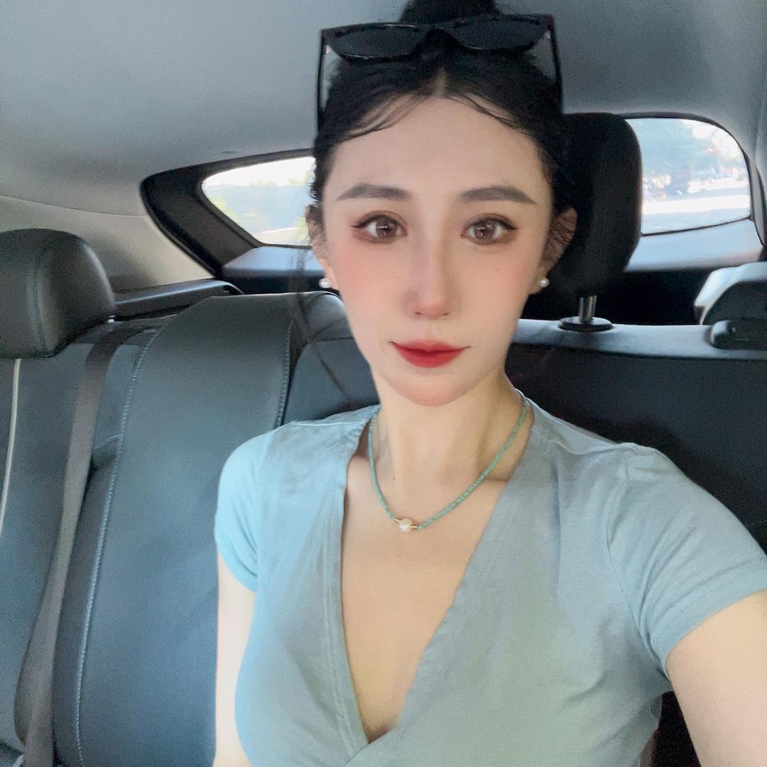 邵予初