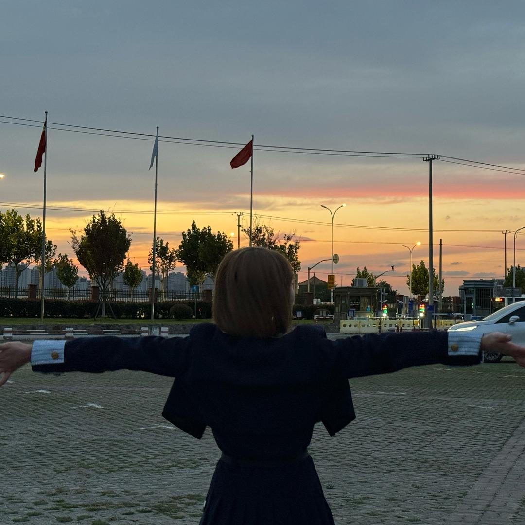 不爱吃鱼的小鱼🐟