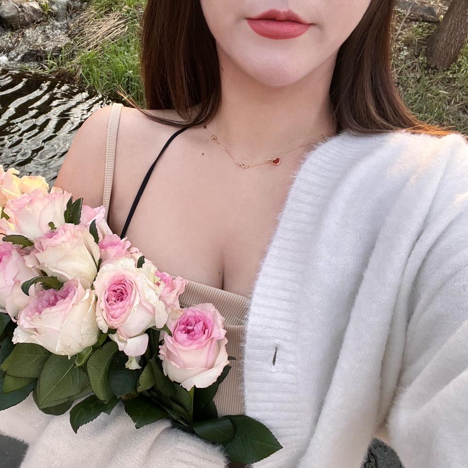 🎀⋆.♚大妞儿琪琪♚.⋆🎀