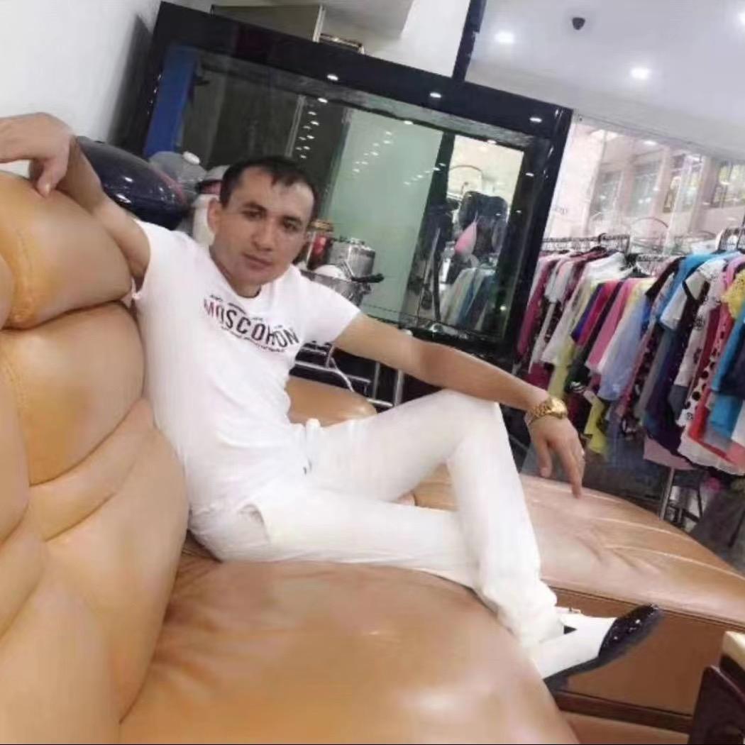 欧孜个切服装3店