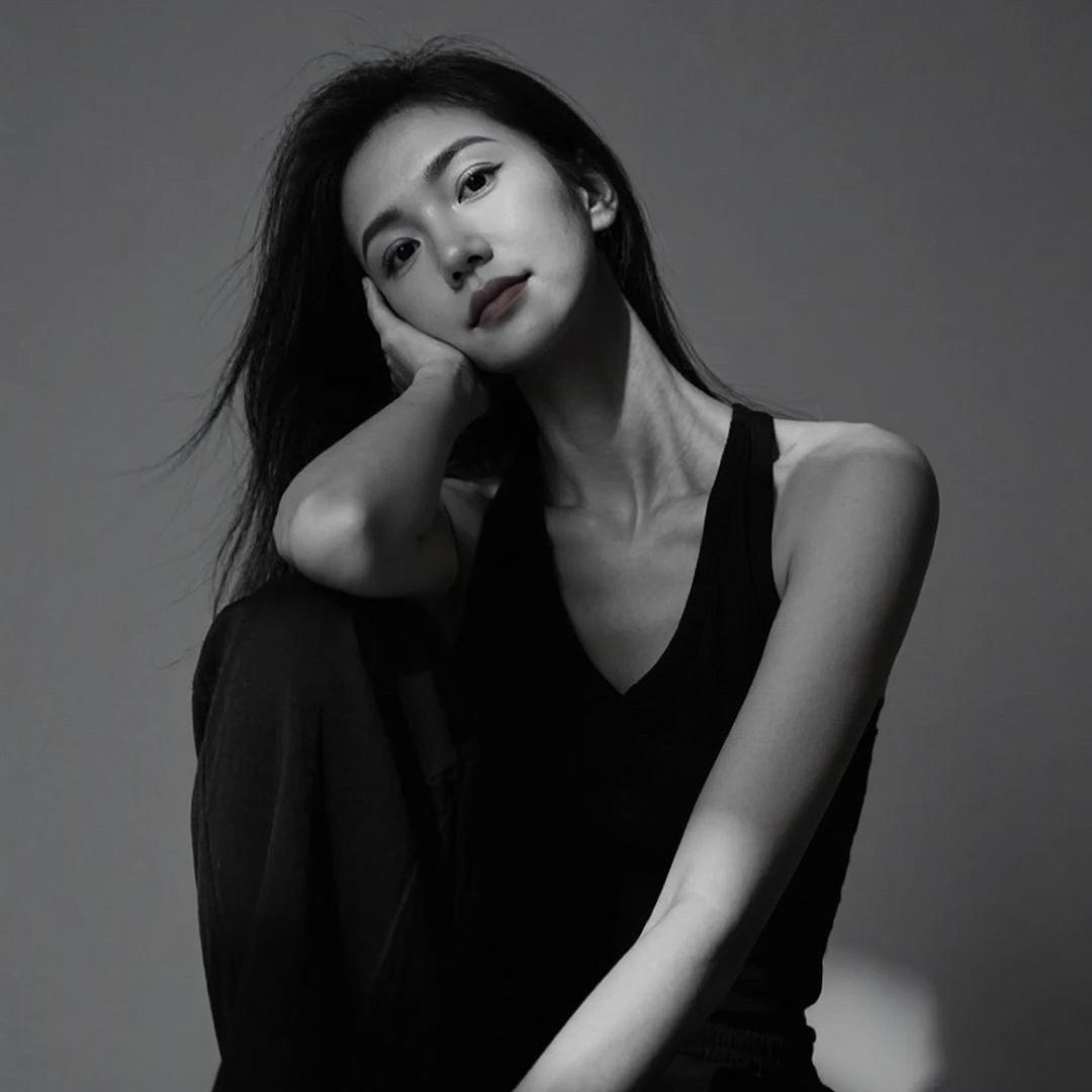 L ⊹꙳✧˖iu