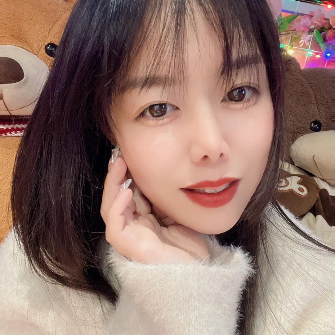 小颖🍒（接直播）