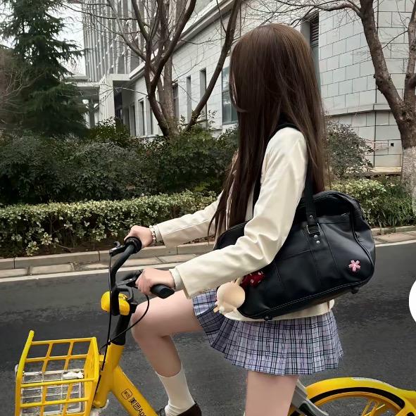 知伊（学穿搭）