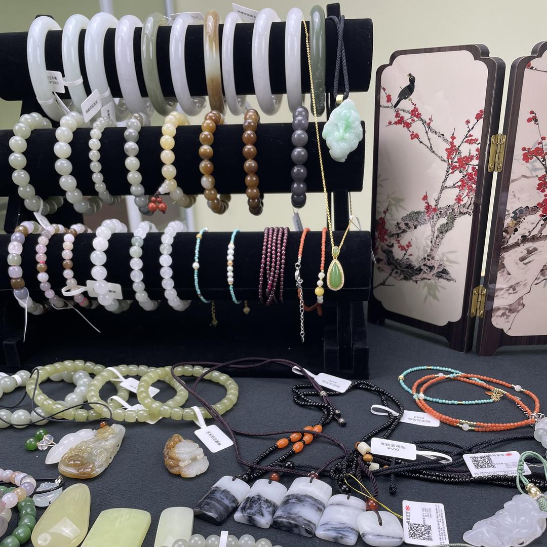 典藏琼瑶珠宝玉石工作室