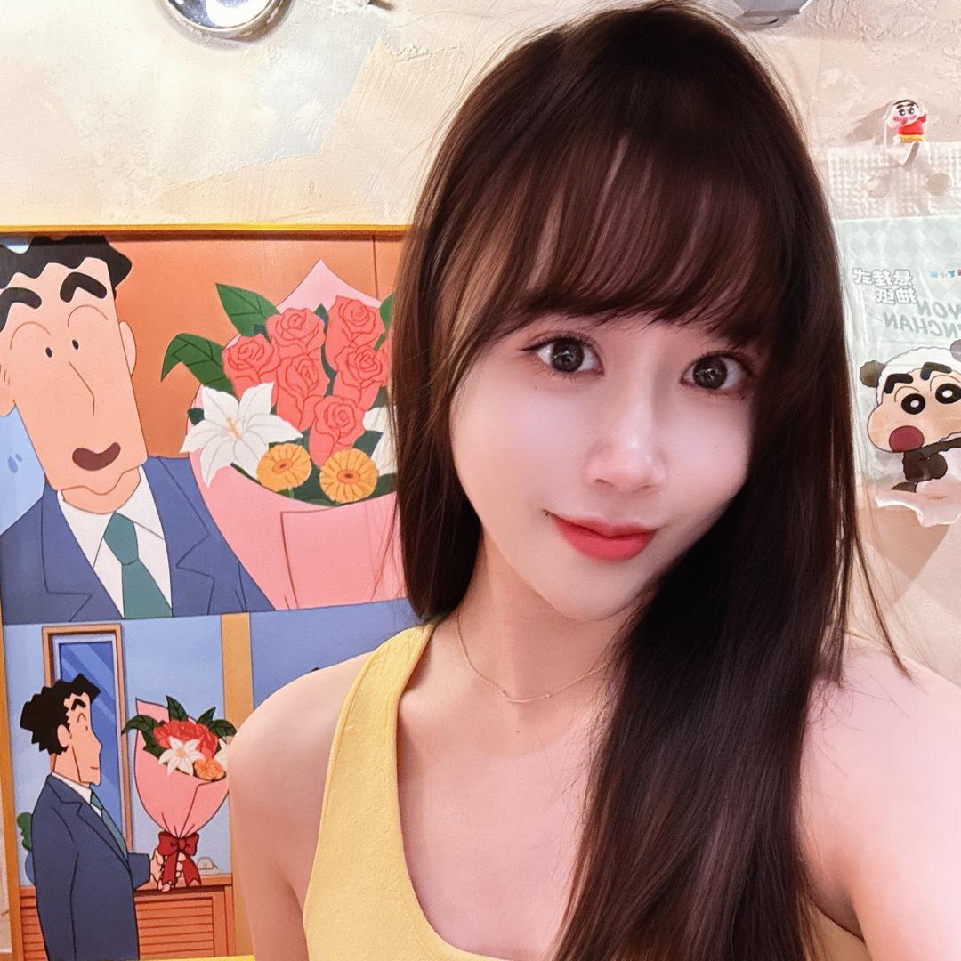 · ᰔ ᩚ 年糕不糕冷