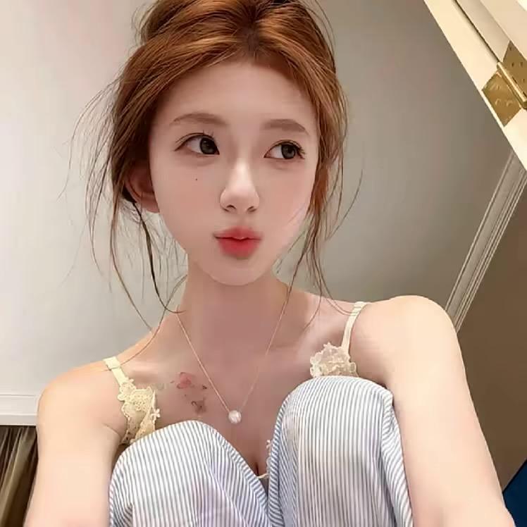 王小小.