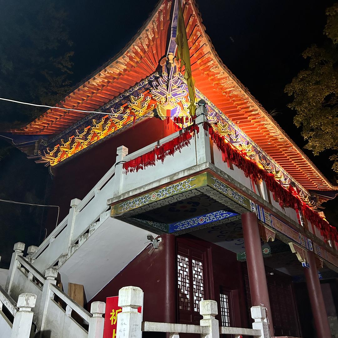 洛阳老君山淋醋殿