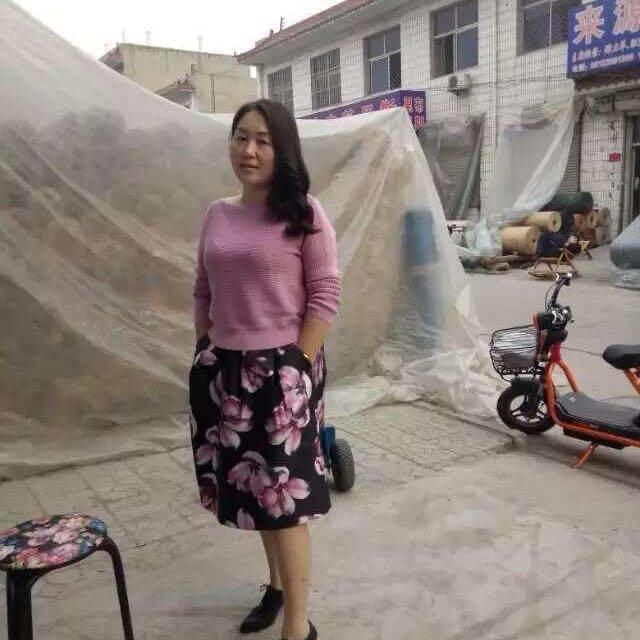 宏伟 大量收购库存包