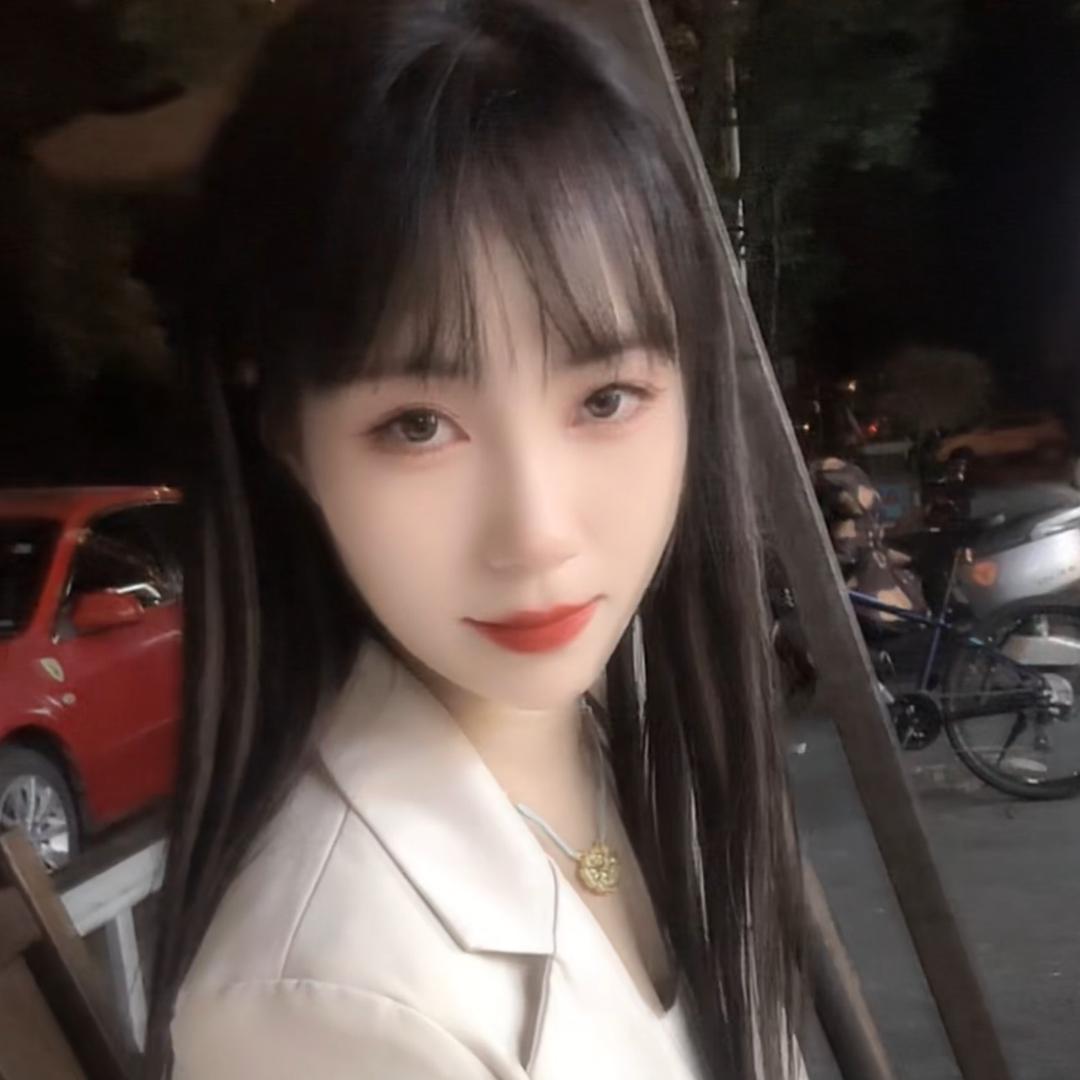 是七七呀