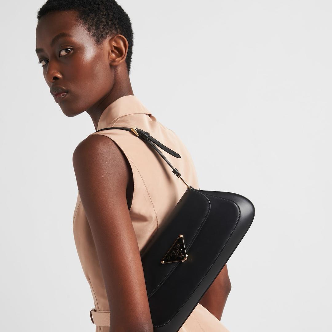 白云皮具城石井大道