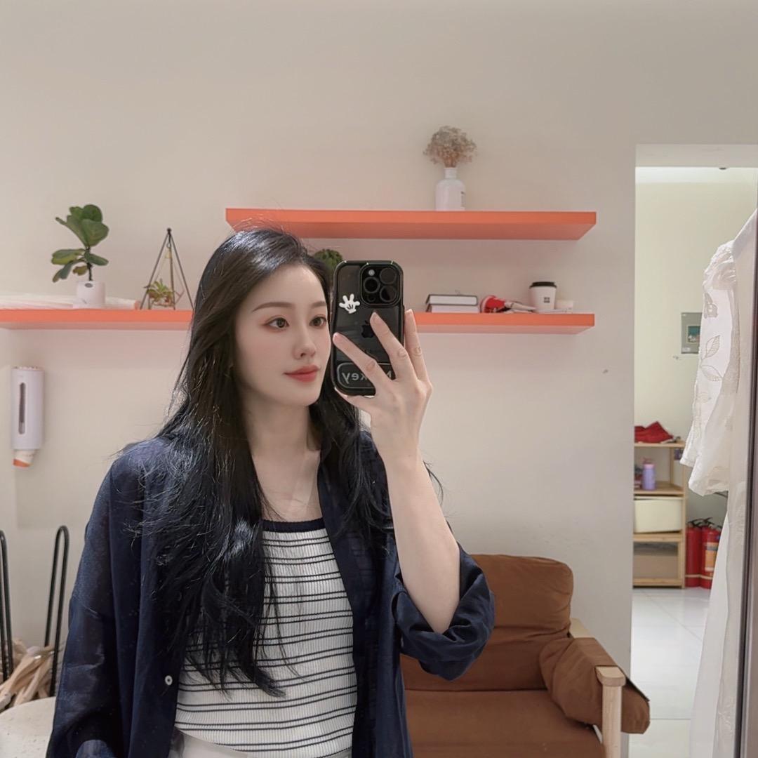 唯怡儿灵溪小姿