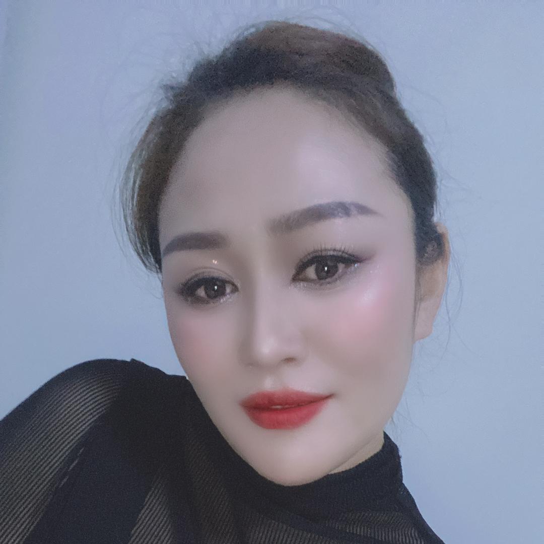 大脸妹